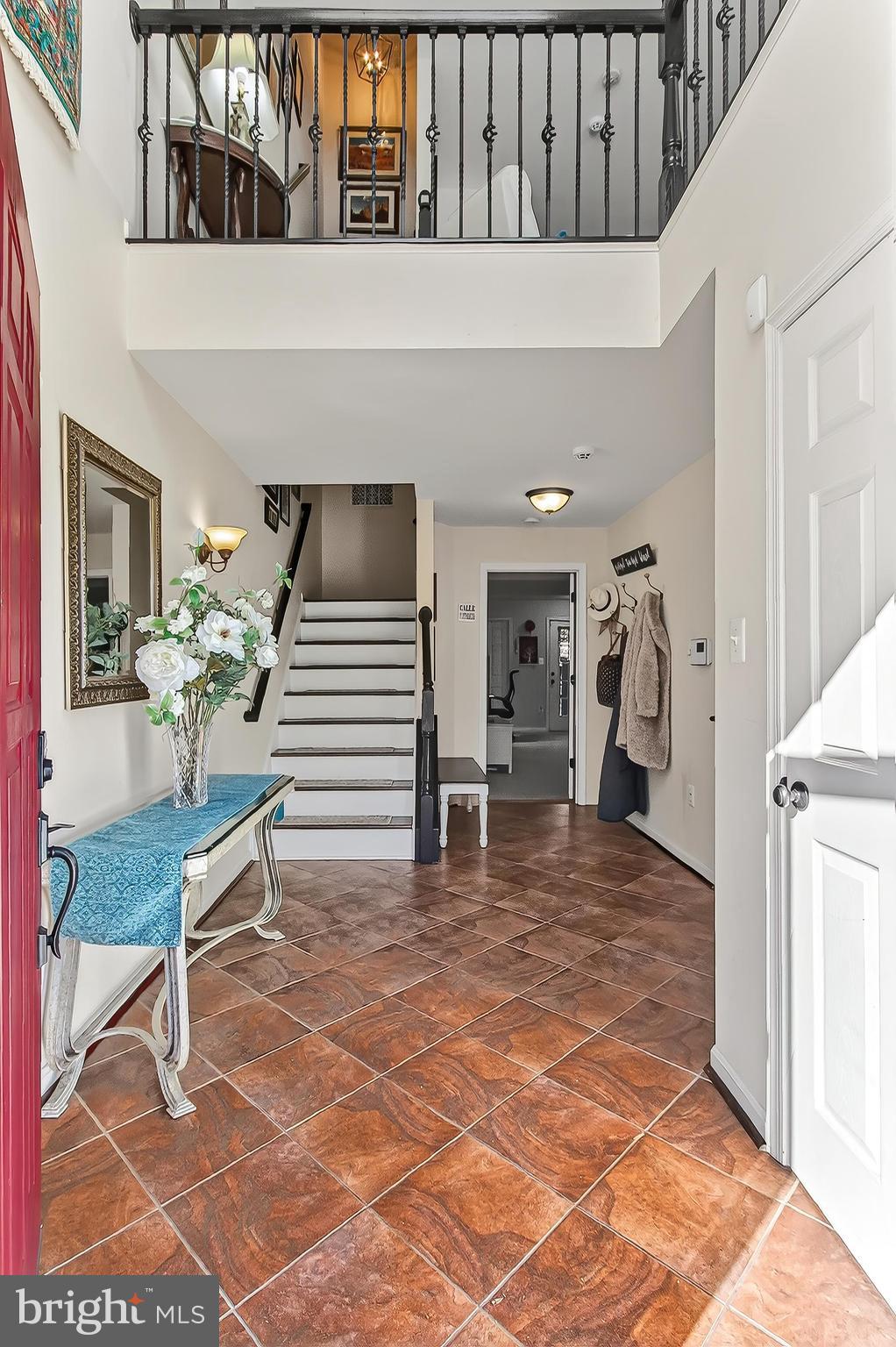 8445 Carmela Circle Springfield, VA 22153 - Photo 5 of 53 Open entryway