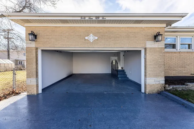 a view of empty room