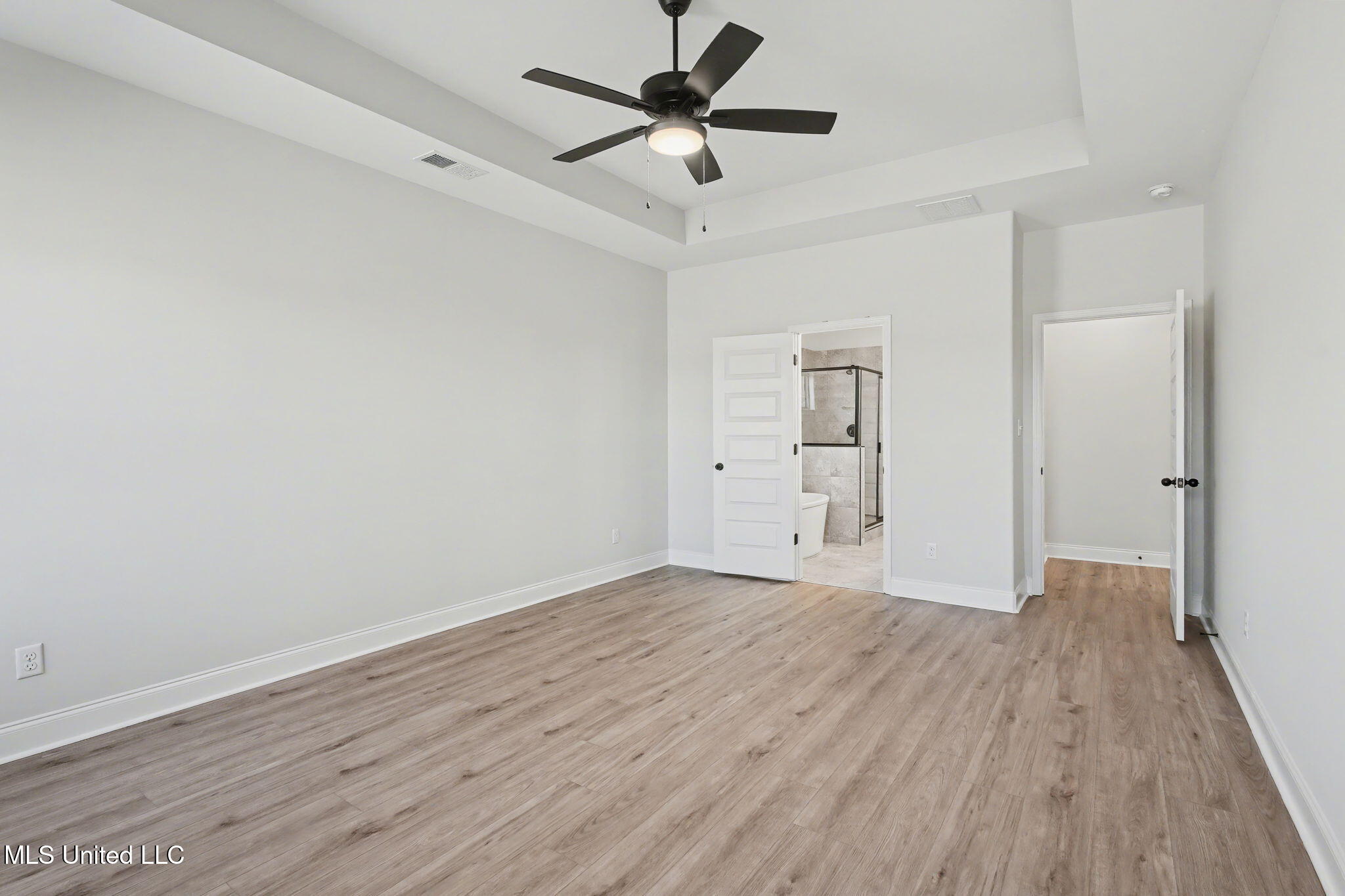 2545 Scott Mdws Lane Hernando, MS 38632 - Photo 14 of 31 14-web-or-mls-2545 Scott-13
