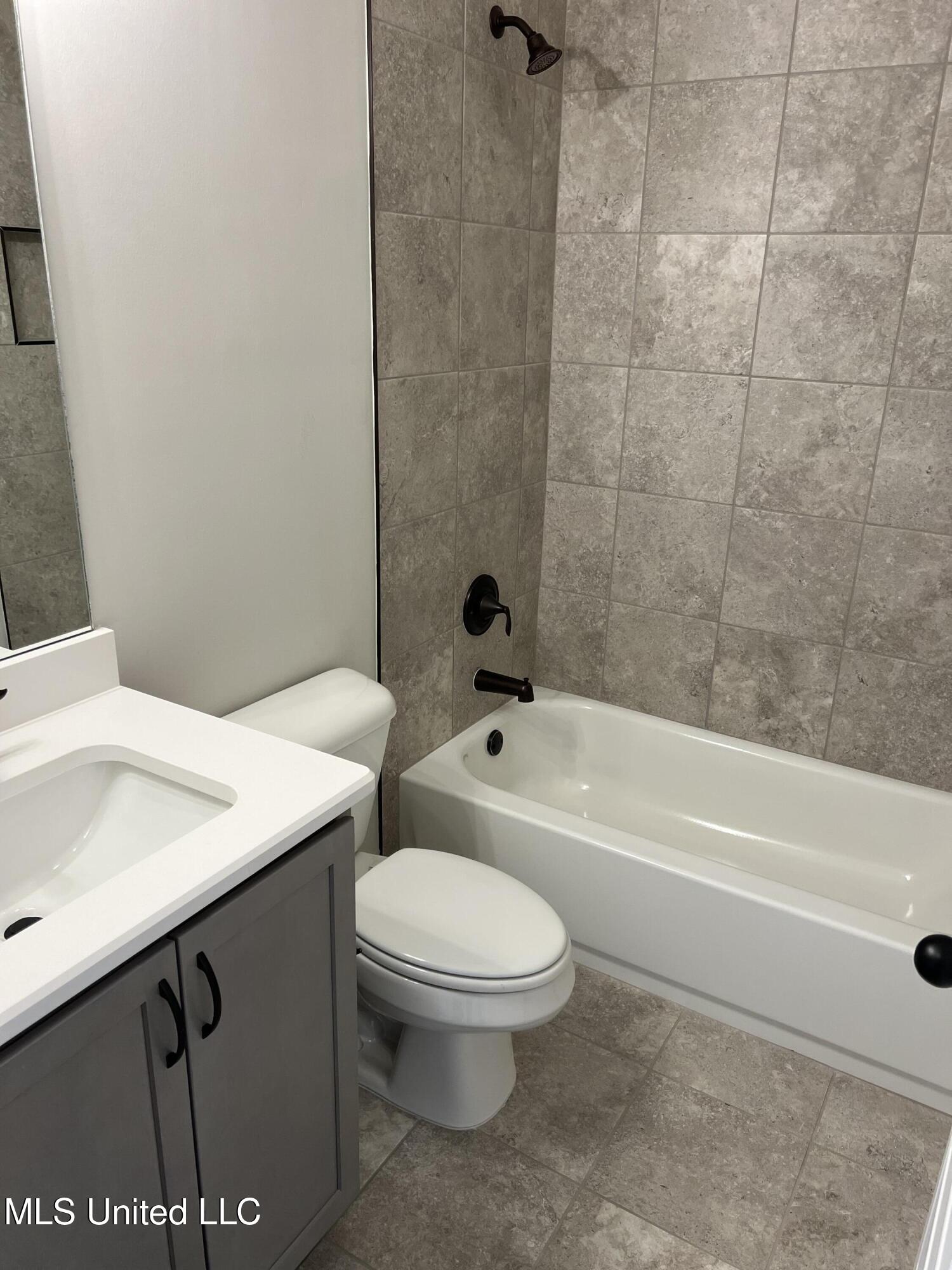 2545 Scott Mdws Lane Hernando, MS 38632 - Photo 18 of 24 IMG_4126