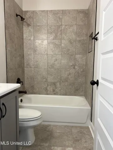 $433,900 | 2545 Scott Mdws Lane, Hernando, MS 38632