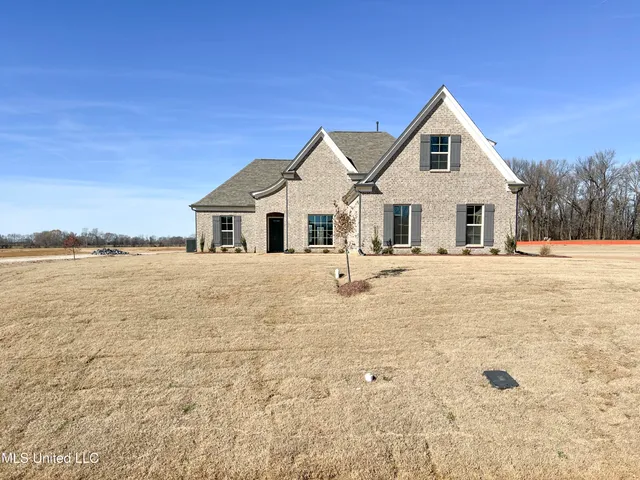 $433,900 | 2545 Scott Mdws Lane, Hernando, MS 38632
