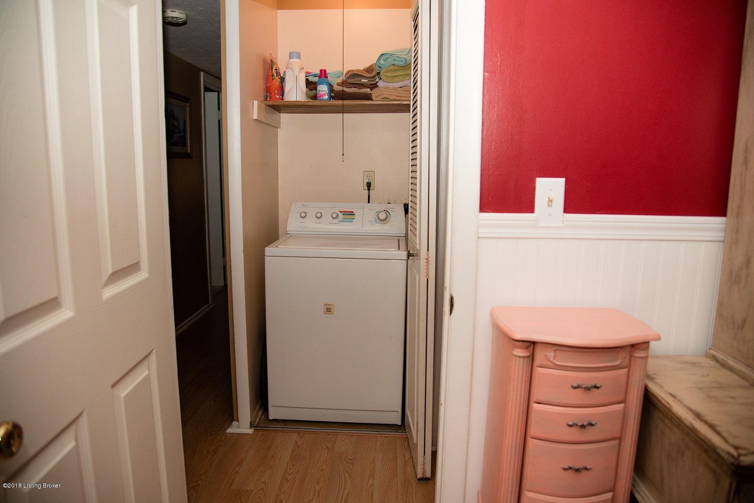 7808 Rochelle Road Louisville, KY 40228 - Photo 33 of 40 DSC_3887_small
