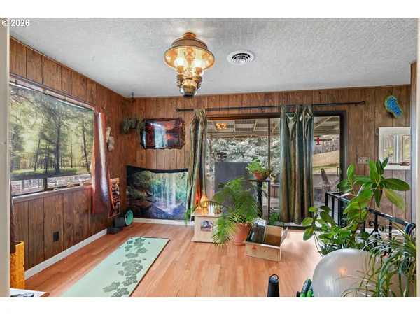 $229,000 | 120 North Gilmore Street, Heppner, OR 97836