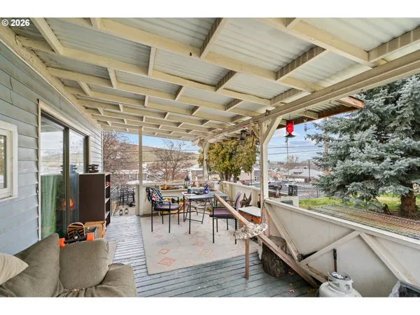 $229,000 | 120 North Gilmore Street, Heppner, OR 97836