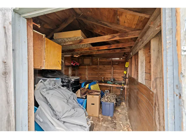 $229,000 | 120 North Gilmore Street, Heppner, OR 97836