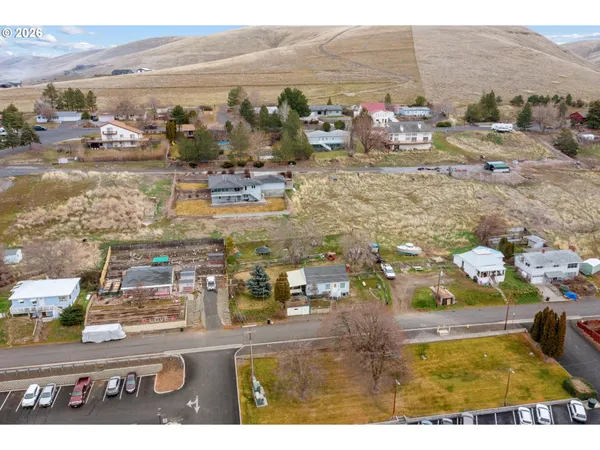 $229,000 | 120 North Gilmore Street, Heppner, OR 97836