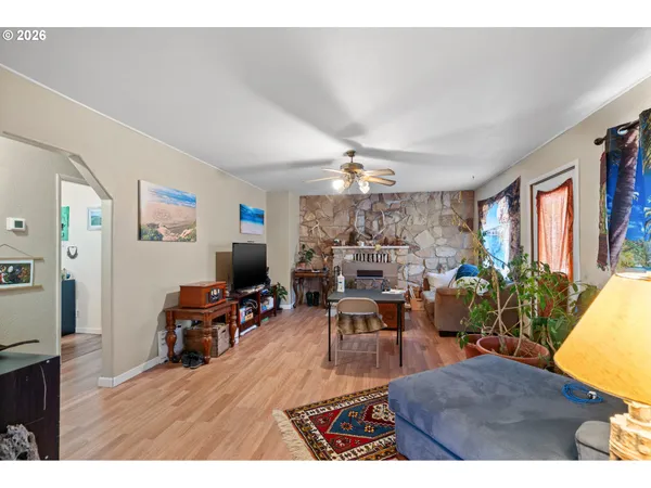 $229,000 | 120 North Gilmore Street, Heppner, OR 97836