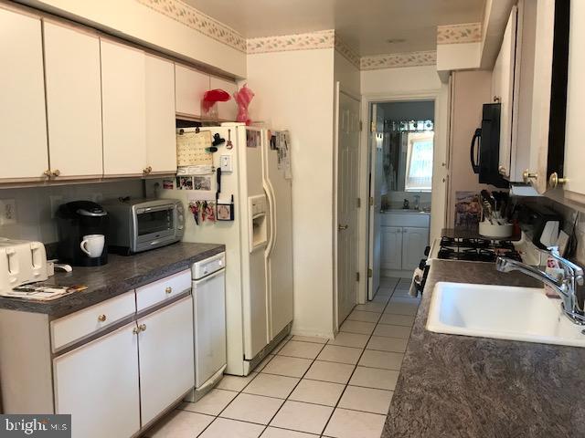 13421 Worthington Road Philadelphia, PA 19116 - Photo 10 of 28