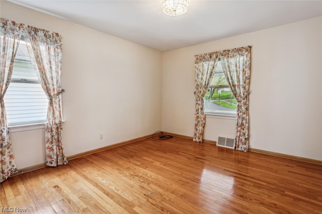 4780 Blythin Road Cleveland, OH 44125 - Photo 15 of 33