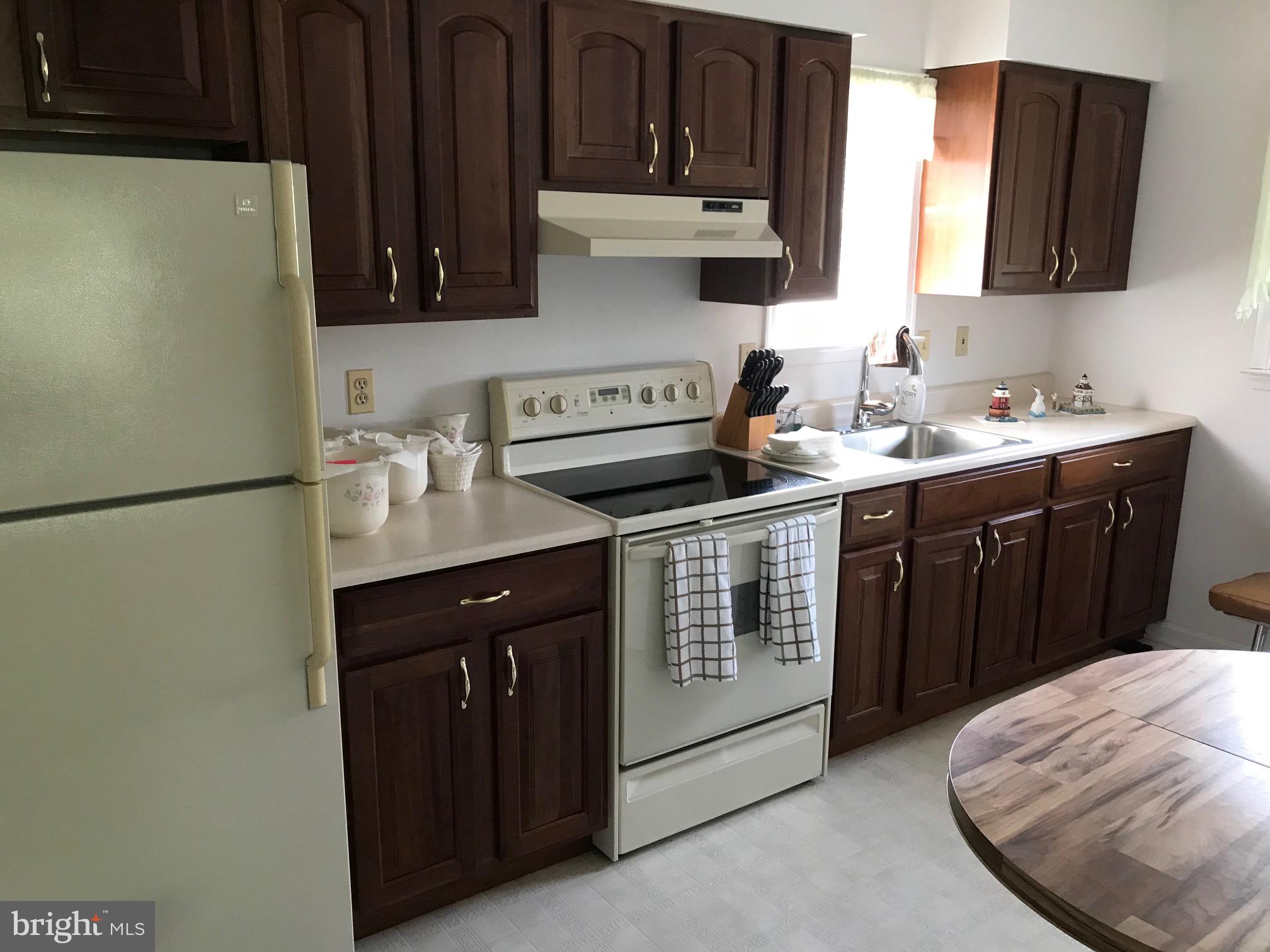 3525 Lineboro Road Manchester, MD 21102 - Photo 10 of 15 2nd family dwelling kitchen