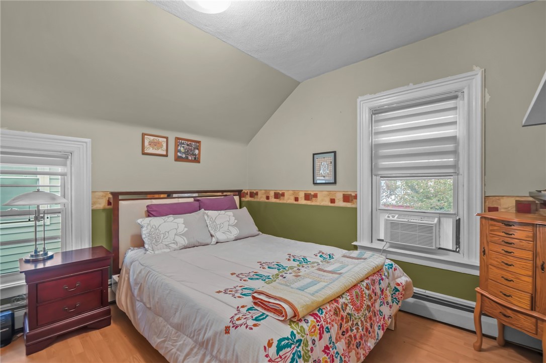 163 West Avenue Pawtucket, RI 02860 - Photo 13 of 28