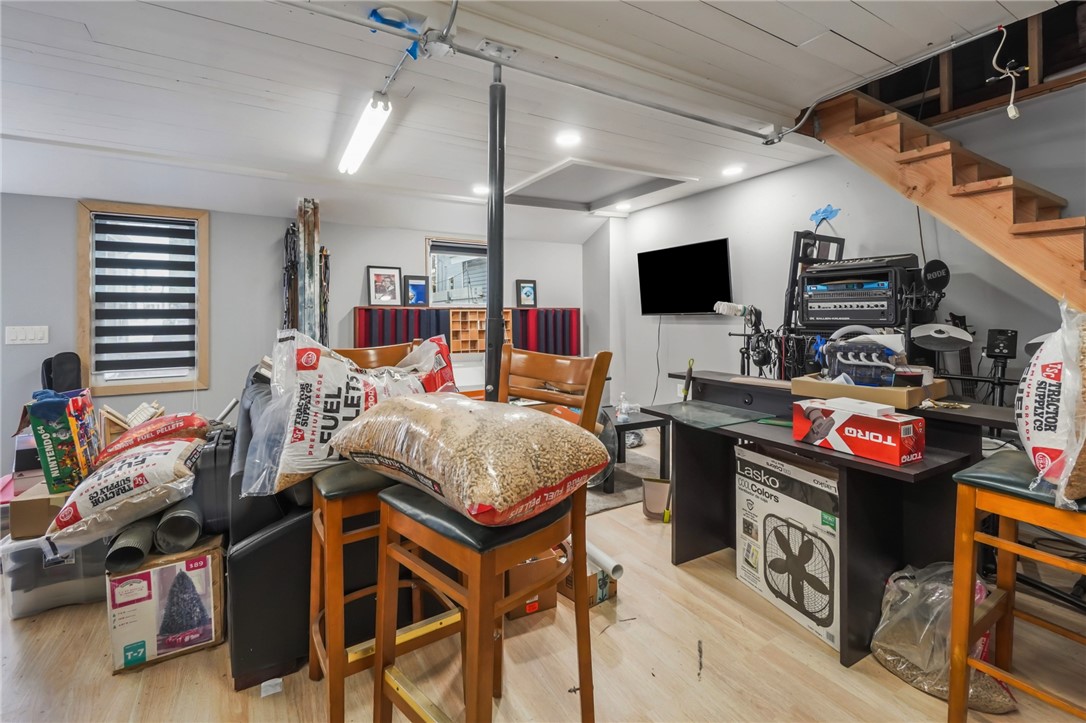 163 West Avenue Pawtucket, RI 02860 - Photo 22 of 28