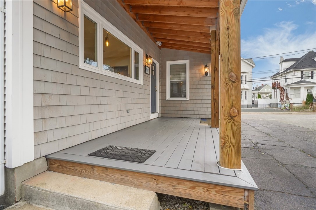 163 West Avenue Pawtucket, RI 02860 - Photo 25 of 28