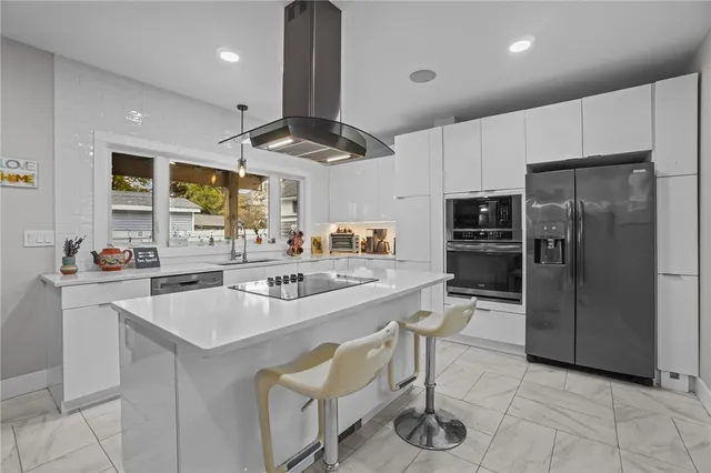 $449,900 | 163 West Avenue, Pawtucket, RI 02860