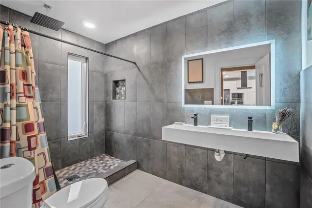 $449,900 | 163 West Avenue, Pawtucket, RI 02860