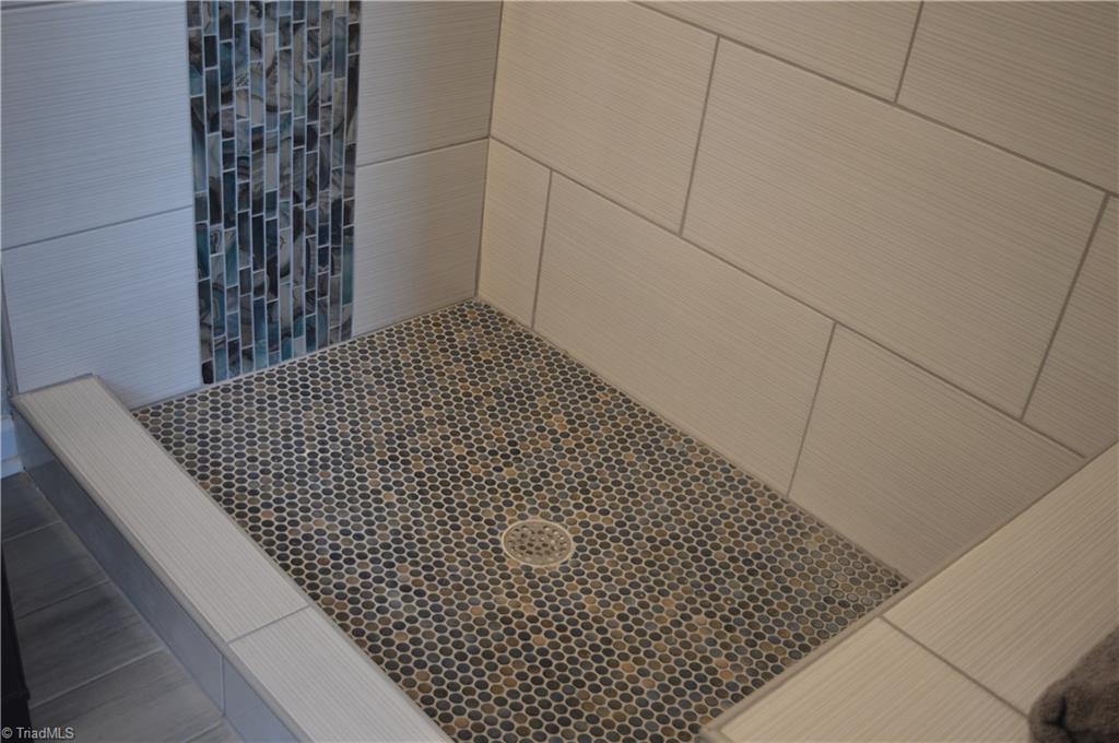 8602 Haw River Road Oak Ridge, NC 27310 - Photo 17 of 30