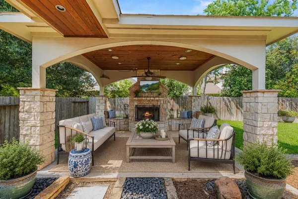 $424,500 | 18334 North Elizabeth Shore Loop, Cypress, TX 77433