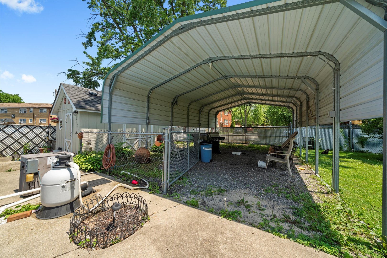 10529 Lyman Avenue Chicago Ridge, IL 60415 - Photo 39 of 45 a house view with a outdoor space
