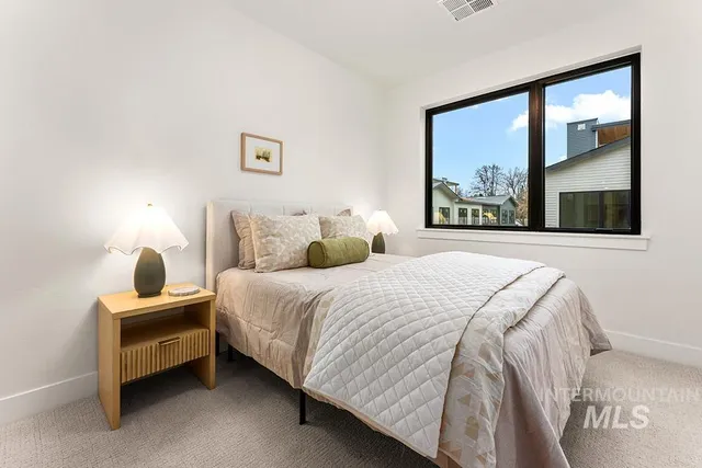 $739,000 | 3382 West Whimbrel Lane, Unit MIDDLE, Boise, ID 83703