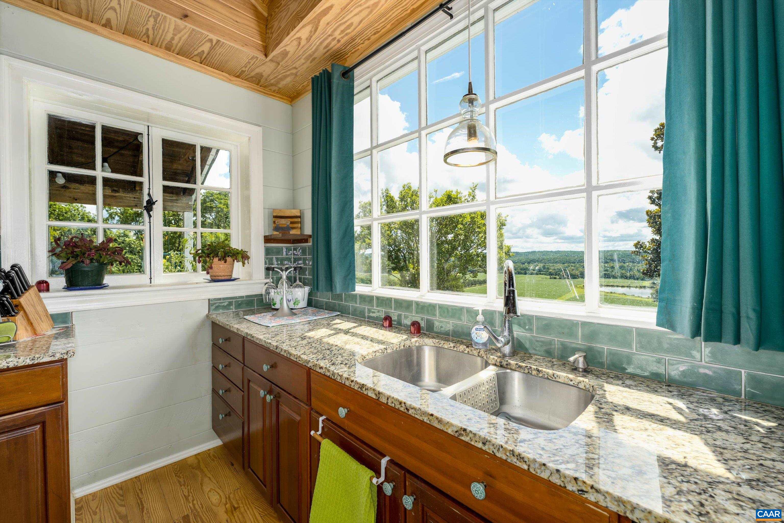 1843 Cabell Road Wingina, VA 24599 - Photo 14 of 74