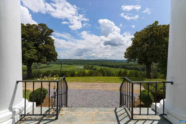 $2,400,000 | 1843 Cabell Road, Wingina, VA 24599