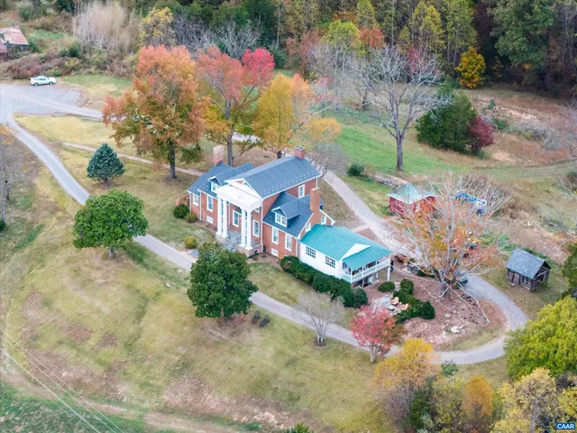 $2,400,000 | 1843 Cabell Road, Wingina, VA 24599
