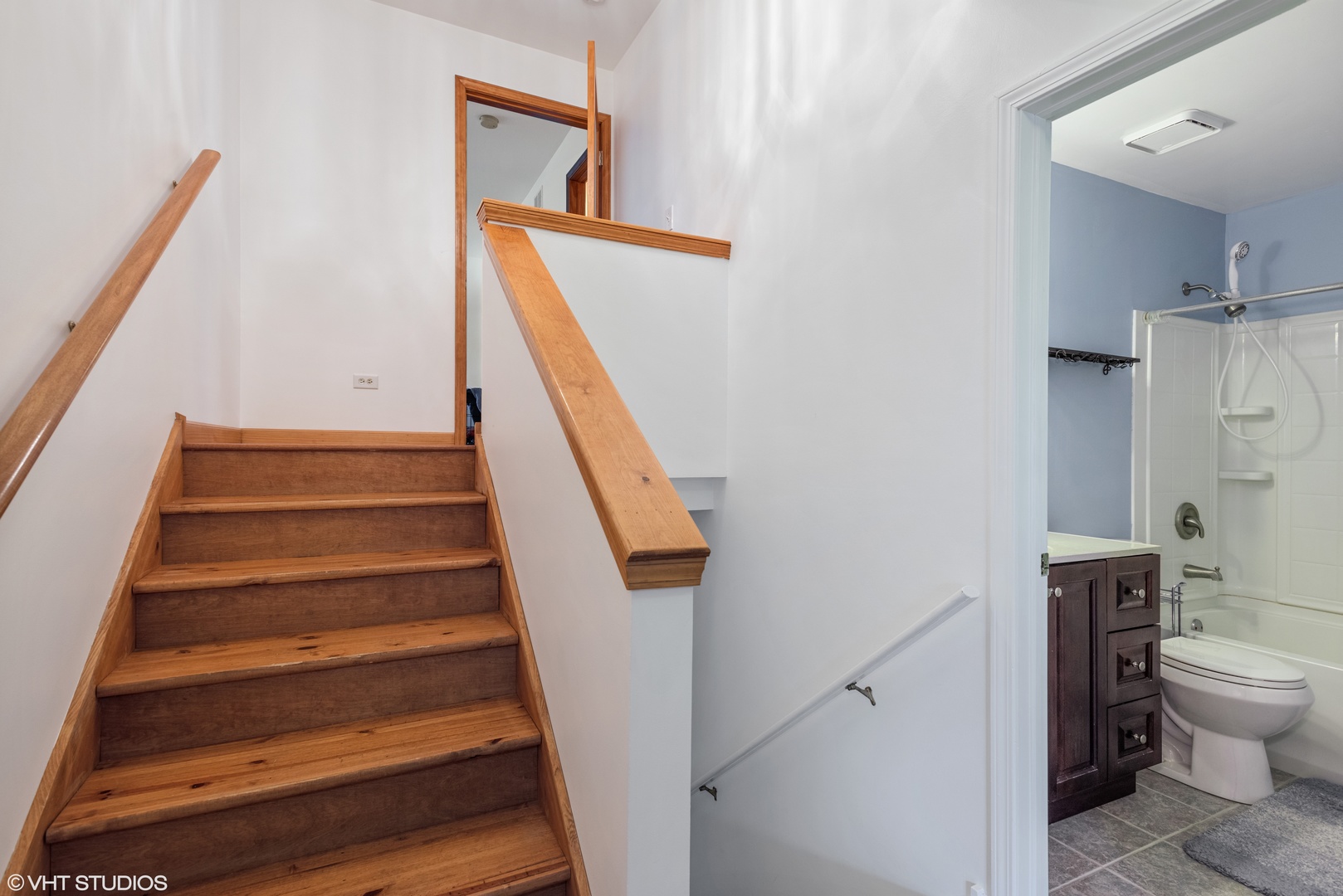 25-w031 Geneva Road Wheaton, IL 60187 - Photo 13 of 20