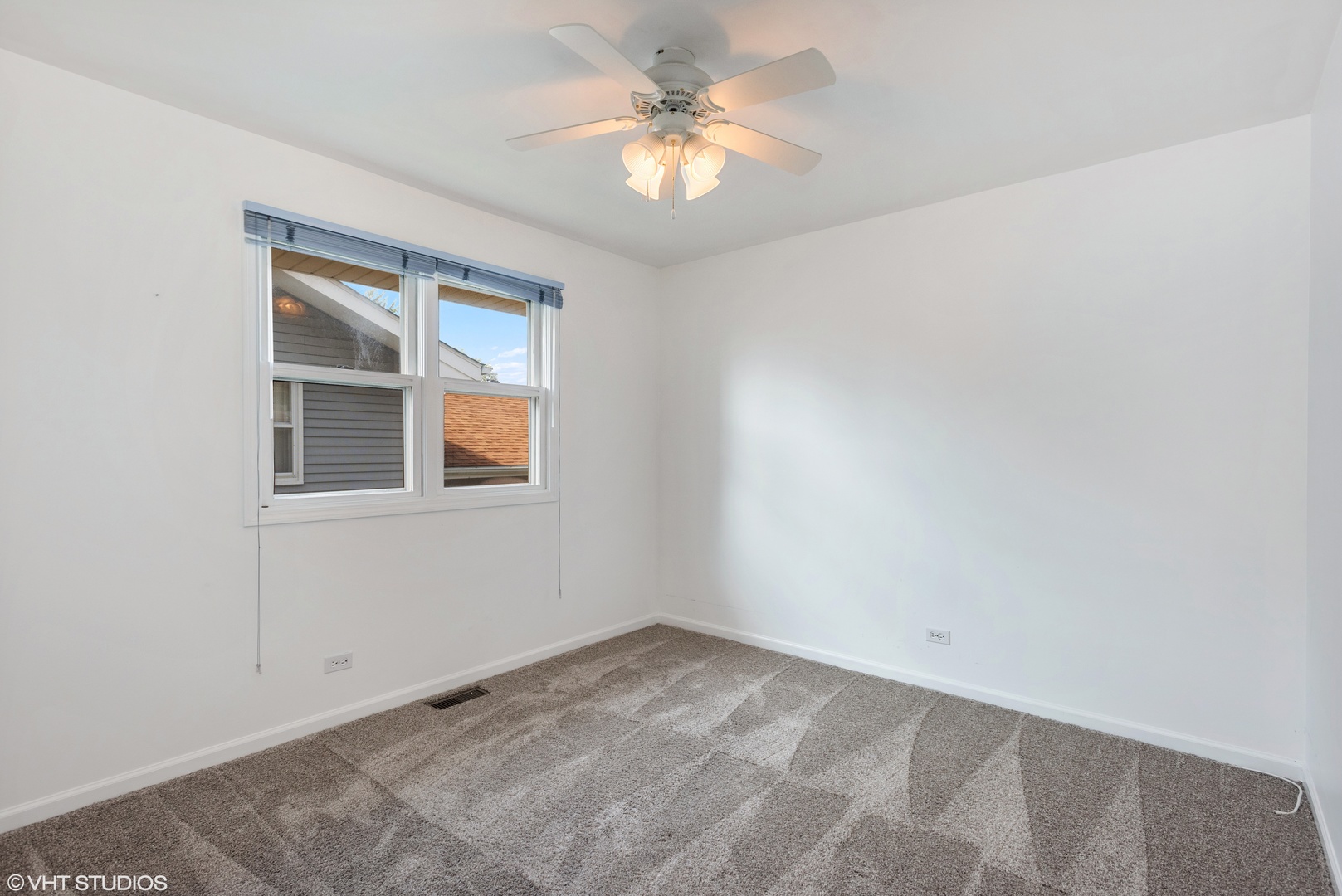 25-w031 Geneva Road Wheaton, IL 60187 - Photo 10 of 20