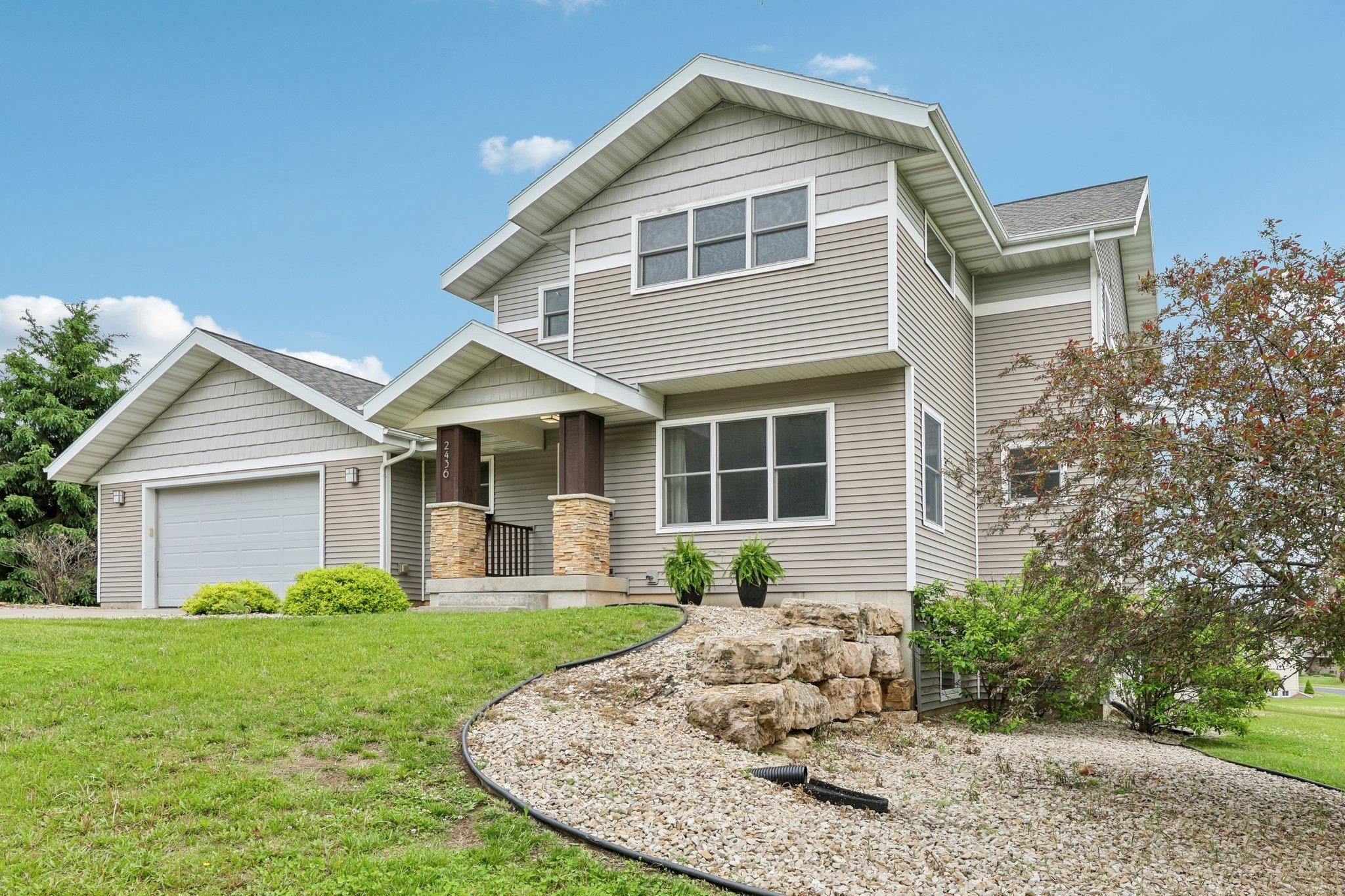 2436 Tanna Rain Circle Reedsburg, WI 53959 - Photo 4 of 65