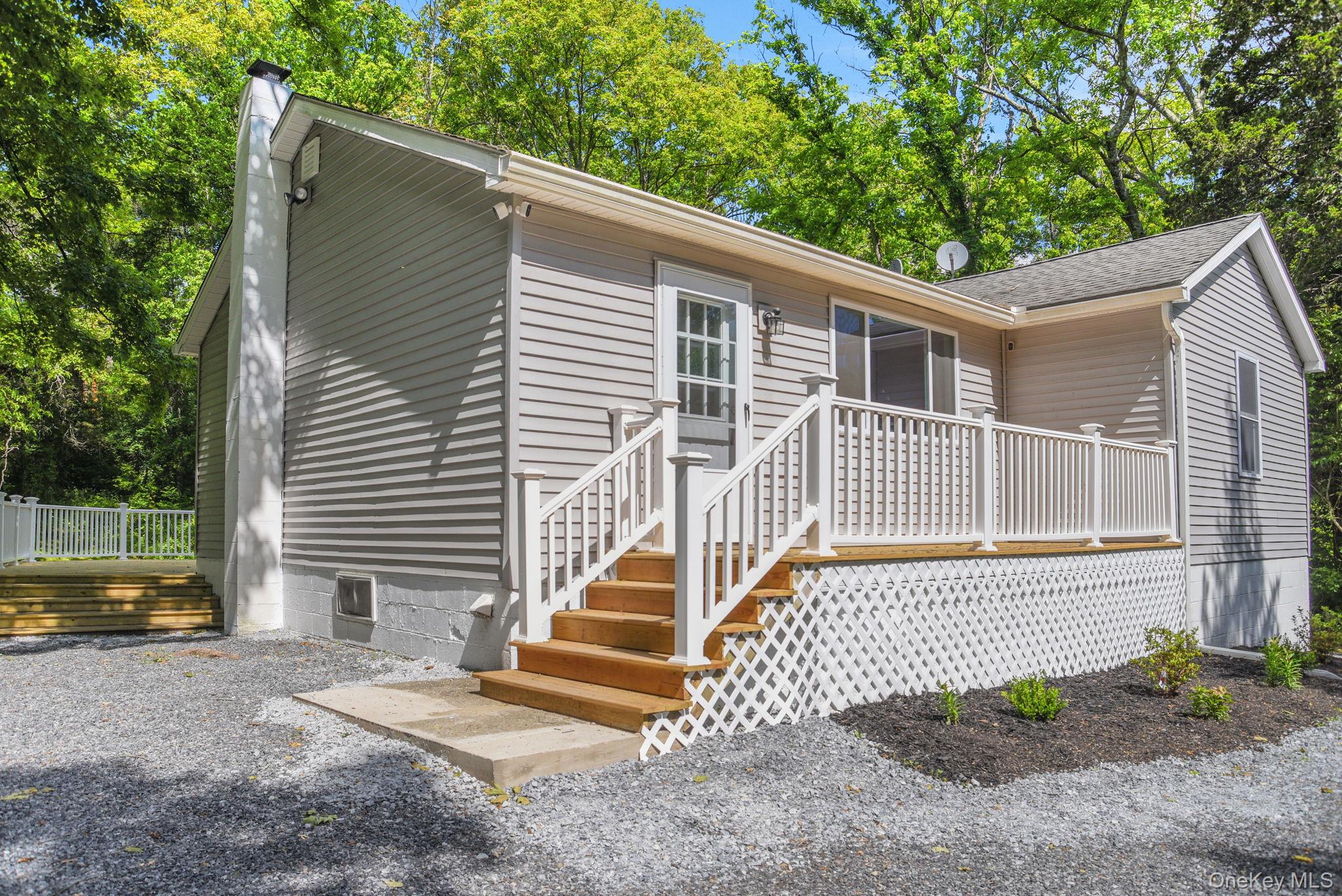 287 Norton Road Red Hook, NY 12571 - Photo 3 of 31
