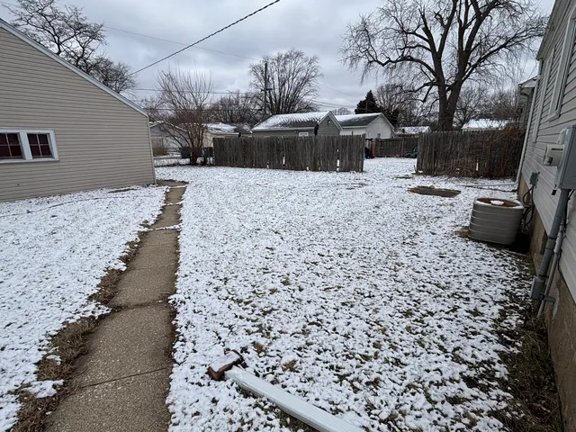 $235,500 | 471 South Center Avenue, Bradley, IL 60915