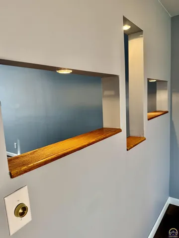 $189,950 | 3904 Southwest 26th Street, Topeka, KS 66614