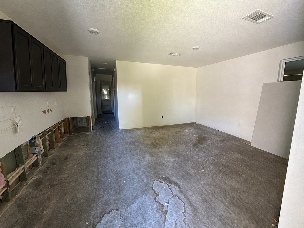 4423 Trigg Street Houston, TX 77093 - Photo 9 of 26 Unit B Kitchen/Living/ Dining Combo