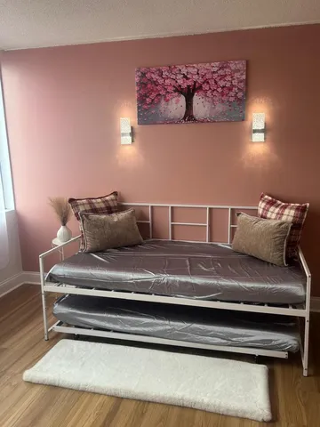 $110,000 | 7234 West North Avenue, Unit 1005, Elmwood Park, IL 60707