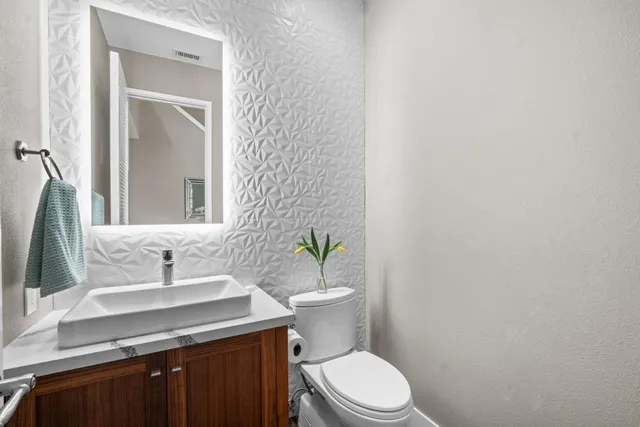 $1,699,500 | 11571 Splitrock Court, Gold River, CA 95670