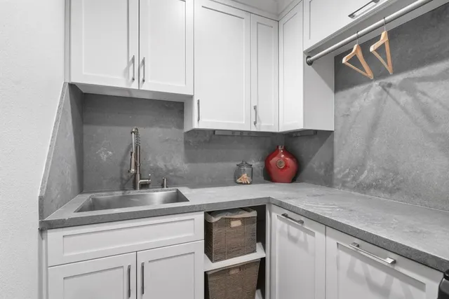 $1,699,500 | 11571 Splitrock Court, Gold River, CA 95670