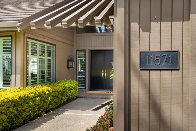 $1,699,500 | 11571 Splitrock Court, Gold River, CA 95670