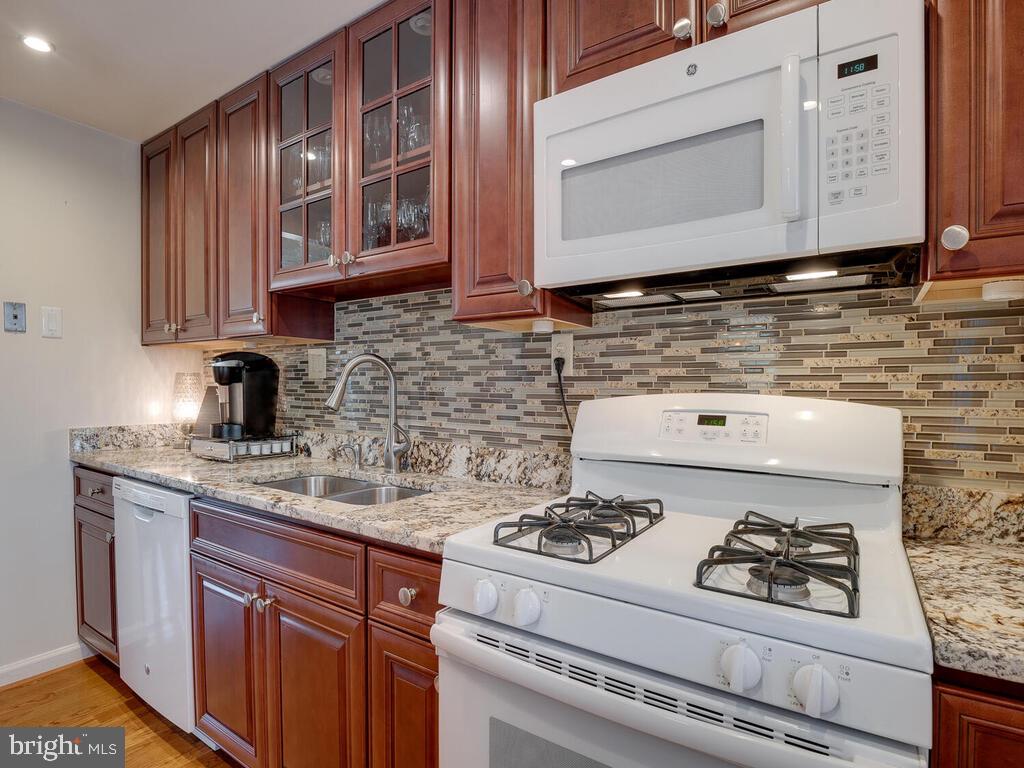 12617 Lunan Road Clinton, MD 20735 - Photo 12 of 41
