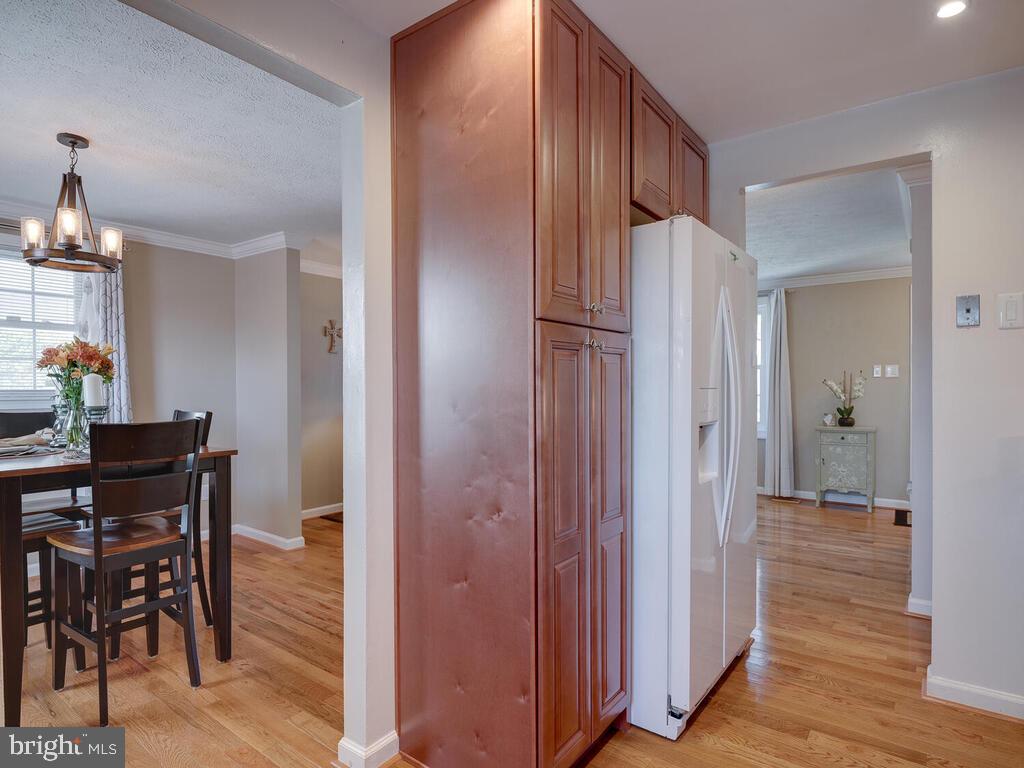 12617 Lunan Road Clinton, MD 20735 - Photo 13 of 41