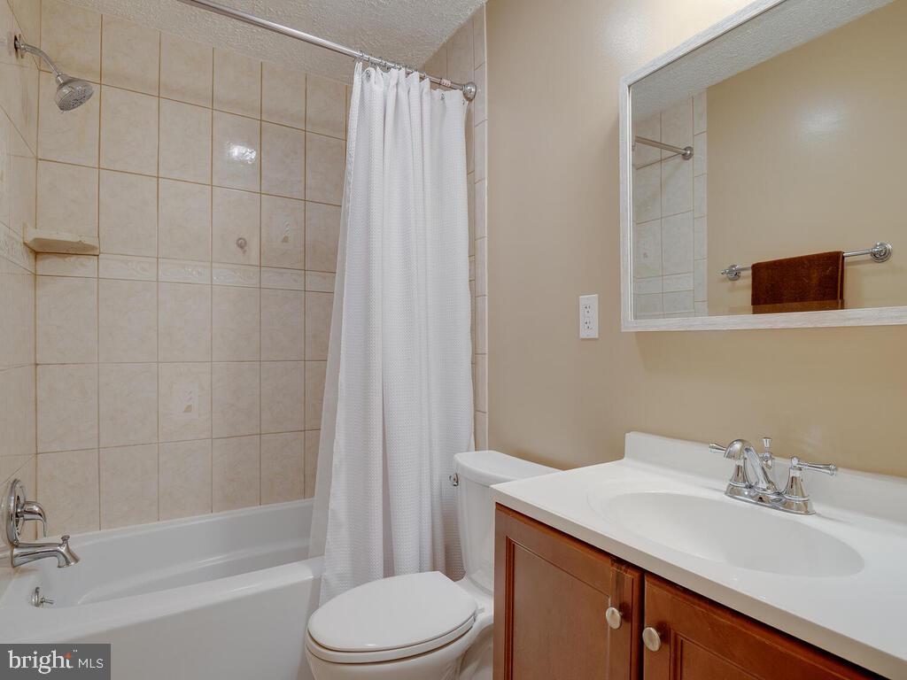 12617 Lunan Road Clinton, MD 20735 - Photo 17 of 41