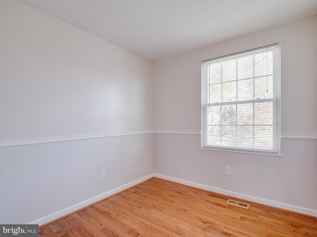 12617 Lunan Road Clinton, MD 20735 - Photo 18 of 41