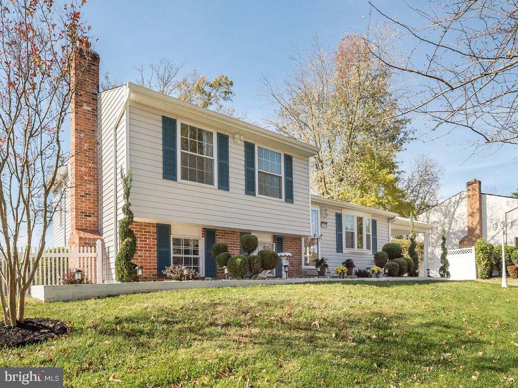 12617 Lunan Road Clinton, MD 20735 - Photo 3 of 41