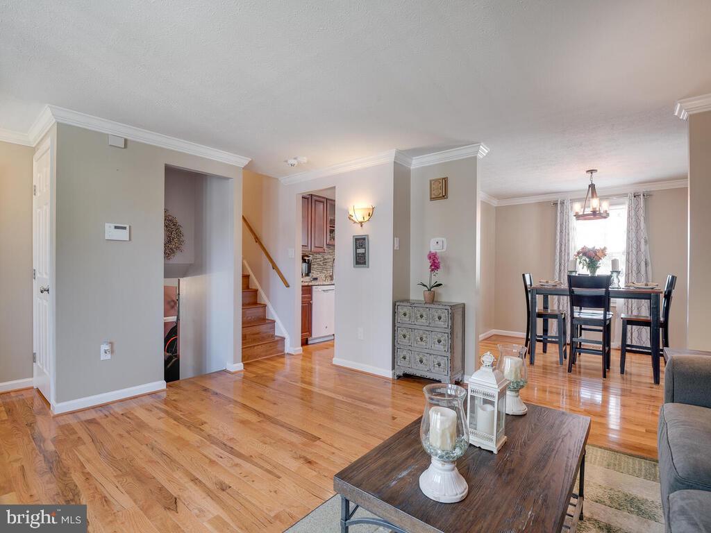 12617 Lunan Road Clinton, MD 20735 - Photo 8 of 41