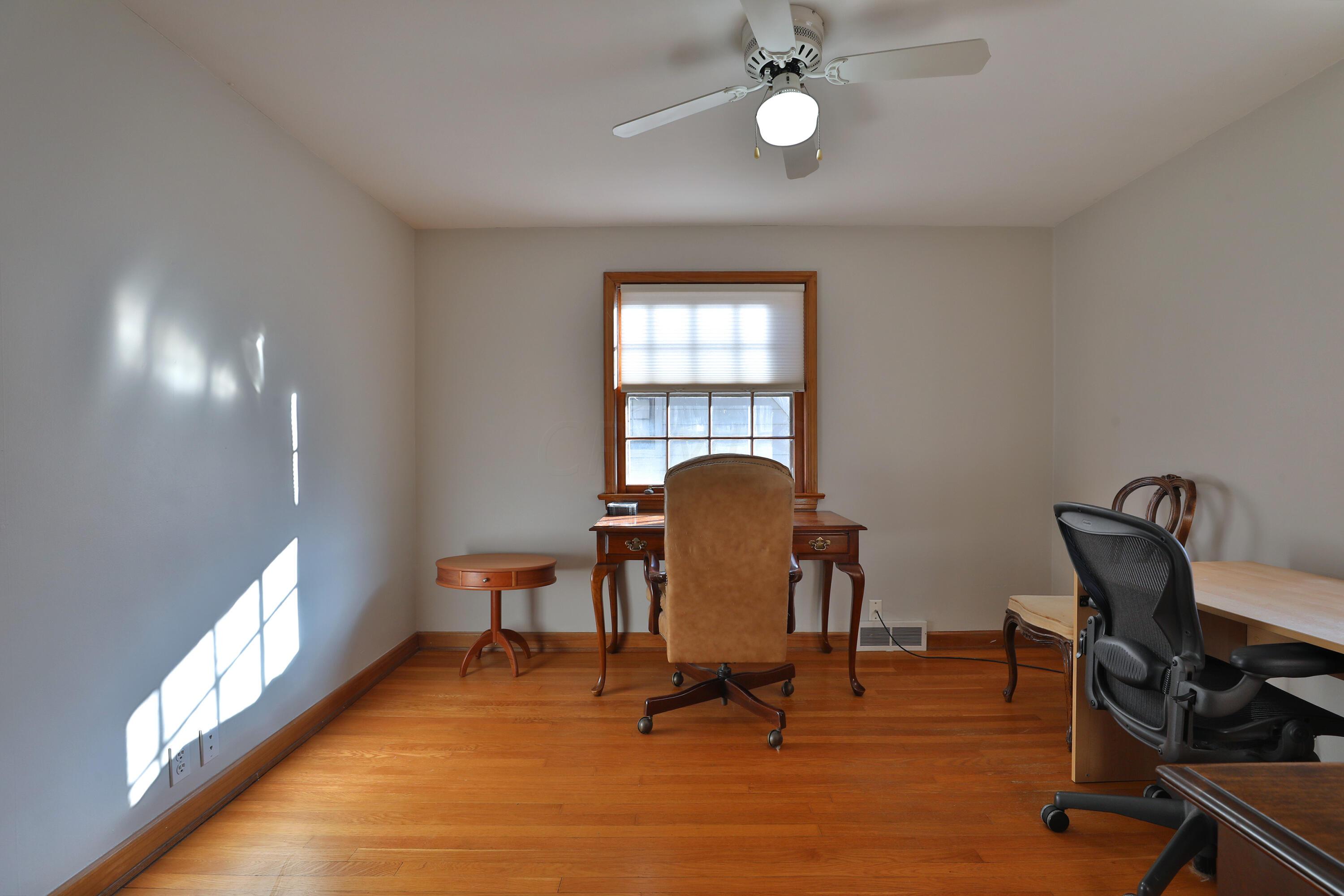 207 West Cooke Road Columbus, OH 43214 - Photo 19 of 33 207-W-Cooke-19