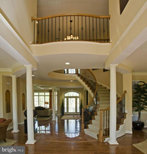 710 Church Road Upper Marlboro, MD 20774 - Photo 2 of 8 Entrance / Foyer