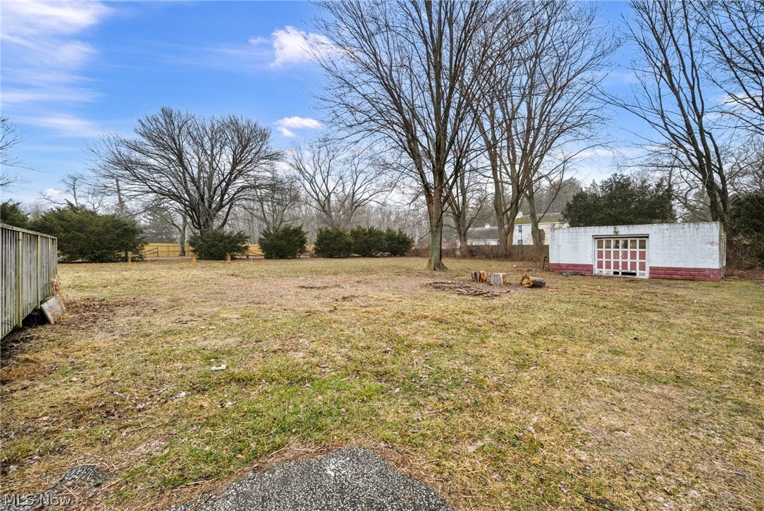 2833 Hubbard Road Madison, OH 44057 - Photo 37 of 40