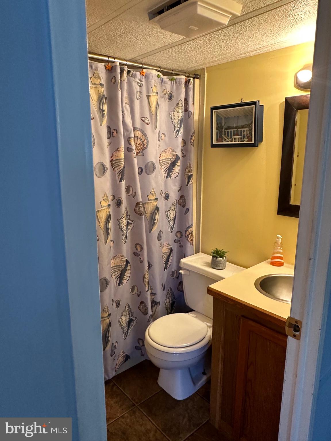 515 Corsons Tavern Road, Unit G20 Ocean View, NJ 08230 - Photo 8 of 10 bathroom with full bathtub