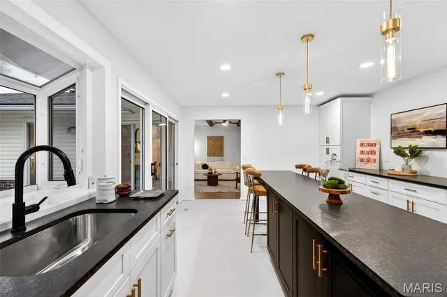 $299,900 | 12974 Partridge Run Drive, Florissant, MO 63033