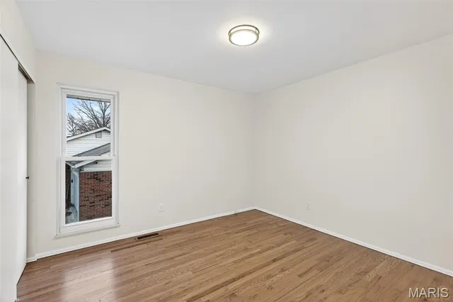 $299,900 | 12974 Partridge Run Drive, Florissant, MO 63033